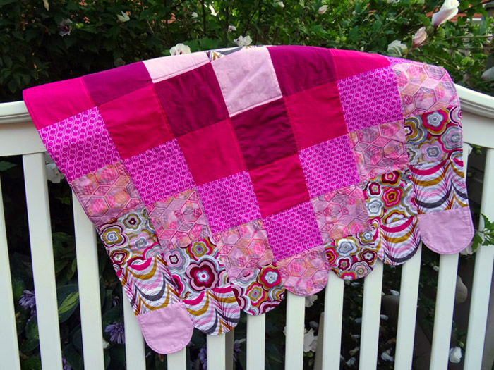 Thread Riding Hood - Lovelorn Mini Quilt Tutorial