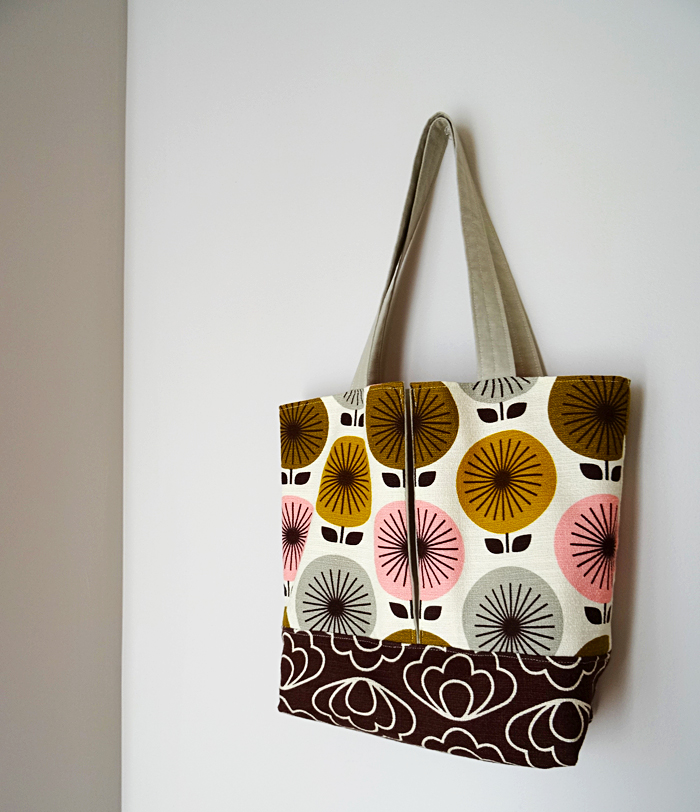Time Warp Tote - Thread Riding Hood for Cloud9 Fabrics